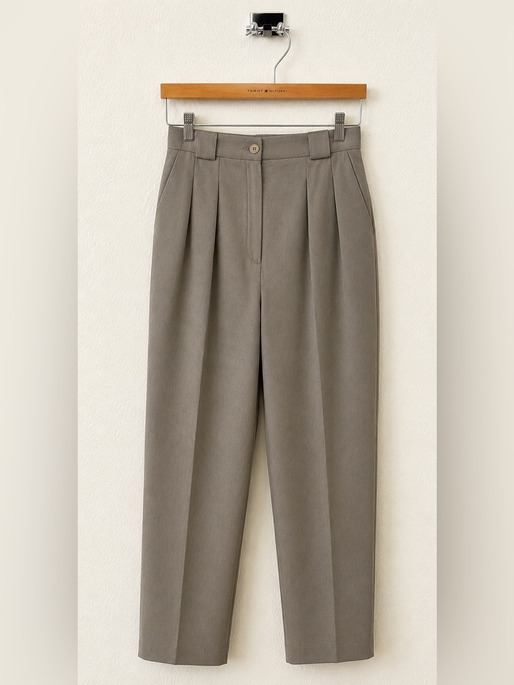 Vintage Jaeger Made in Great Britain Wool Blend Pleated Dress Pants Taupe